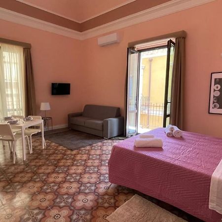 Faraone Apartments Катанія Екстер'єр фото